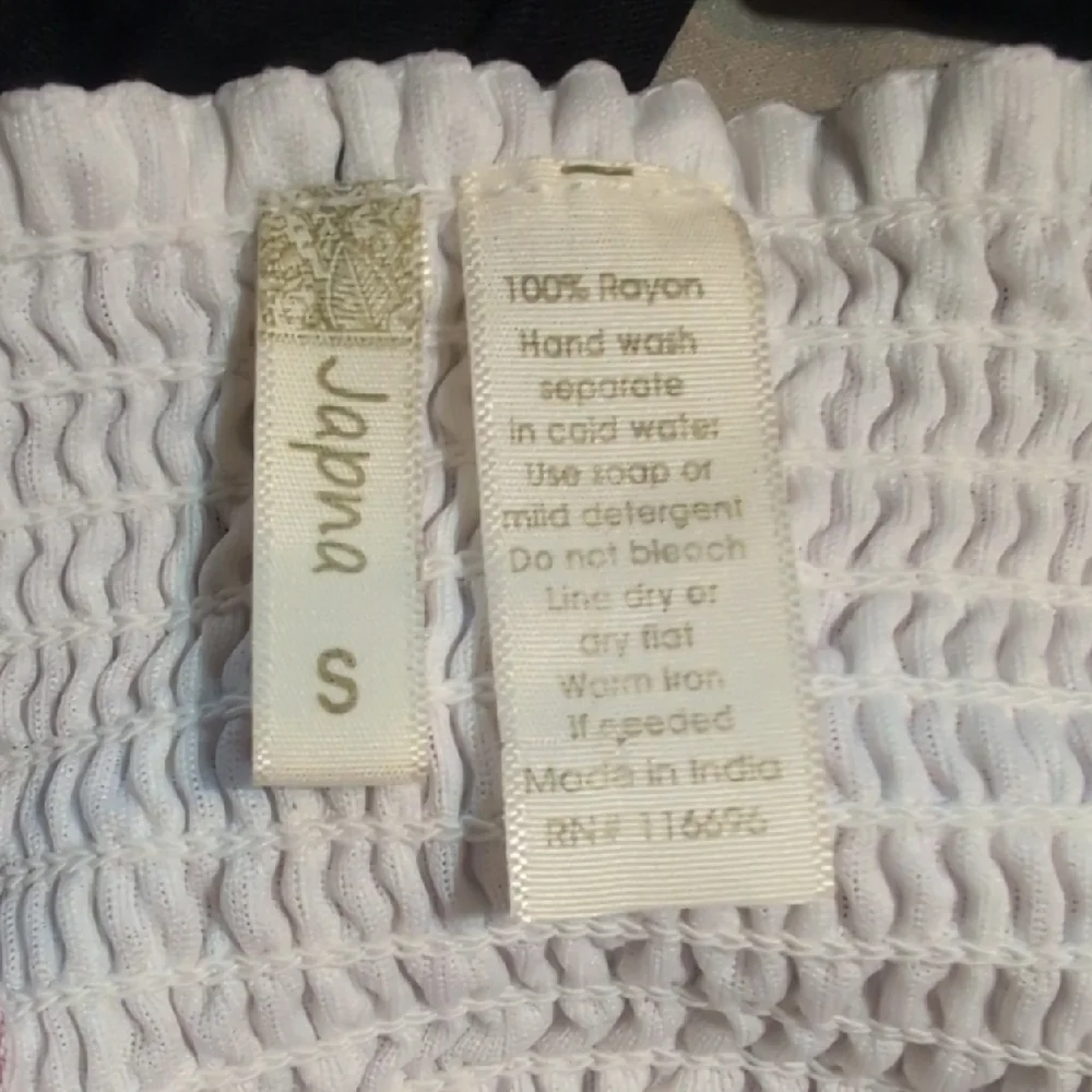 Japna White Smocked Dress - Picture 7 of 7